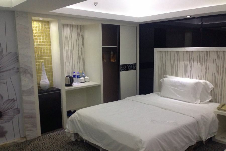 Perthden Hotel Shenzhen Bagian luar foto