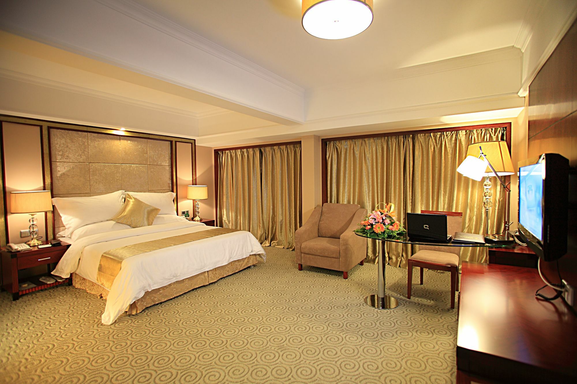Perthden Hotel Shenzhen Bagian luar foto
