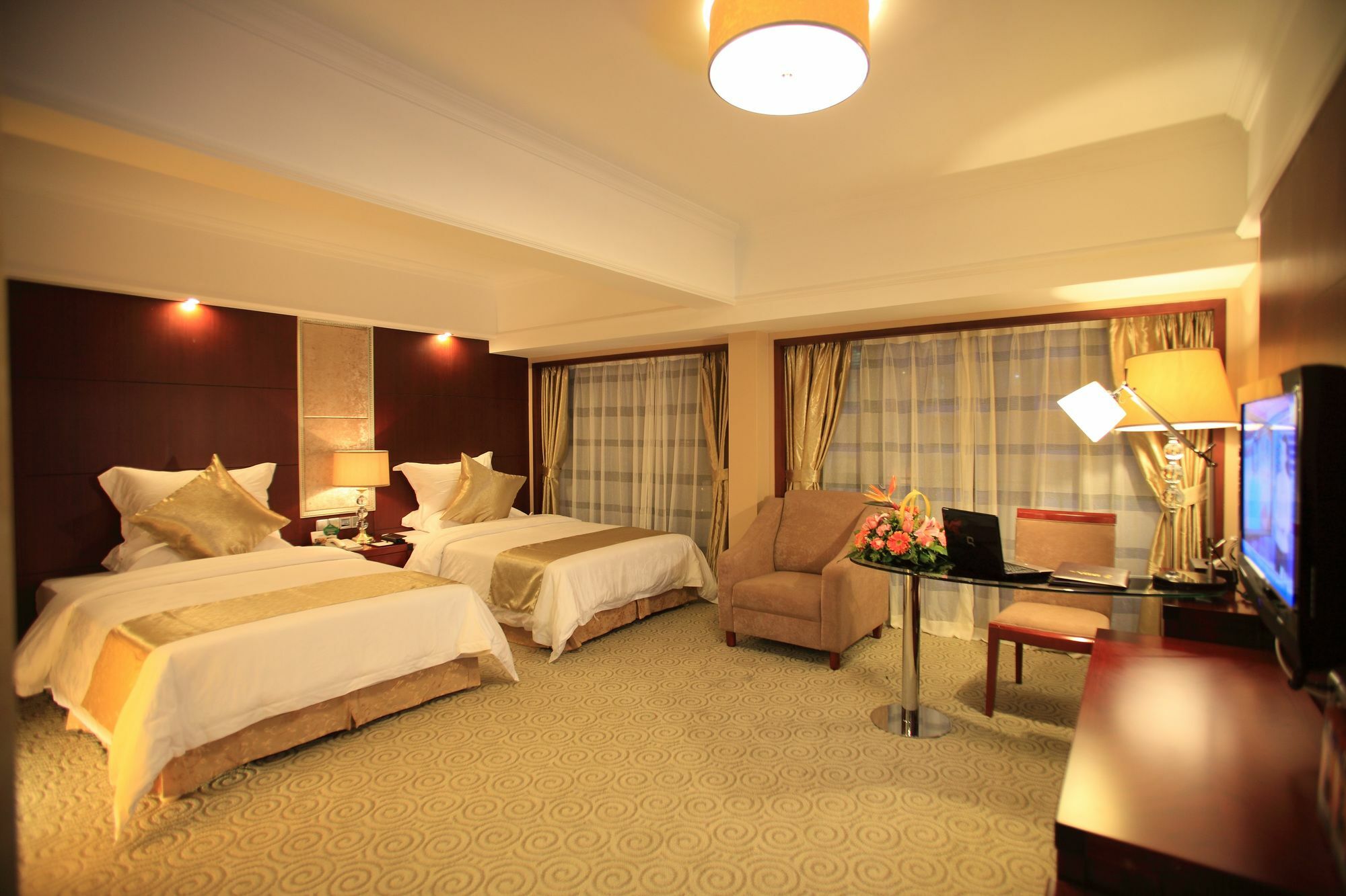 Perthden Hotel Shenzhen Bagian luar foto