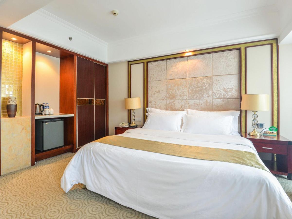 Perthden Hotel Shenzhen Bagian luar foto